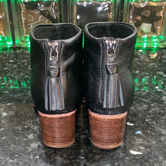 Toms Leila Black Ankle Booties with Brown Heel Size 7 - Picture 4 of 10